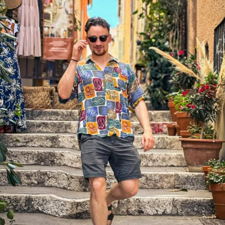 Louis Greatorex hails from a close and supportive family that played an important part in his life.